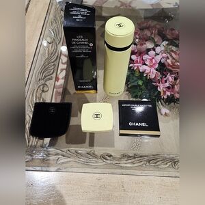 Chanel Limited Edition Brush Set and Double Mirror Bundle